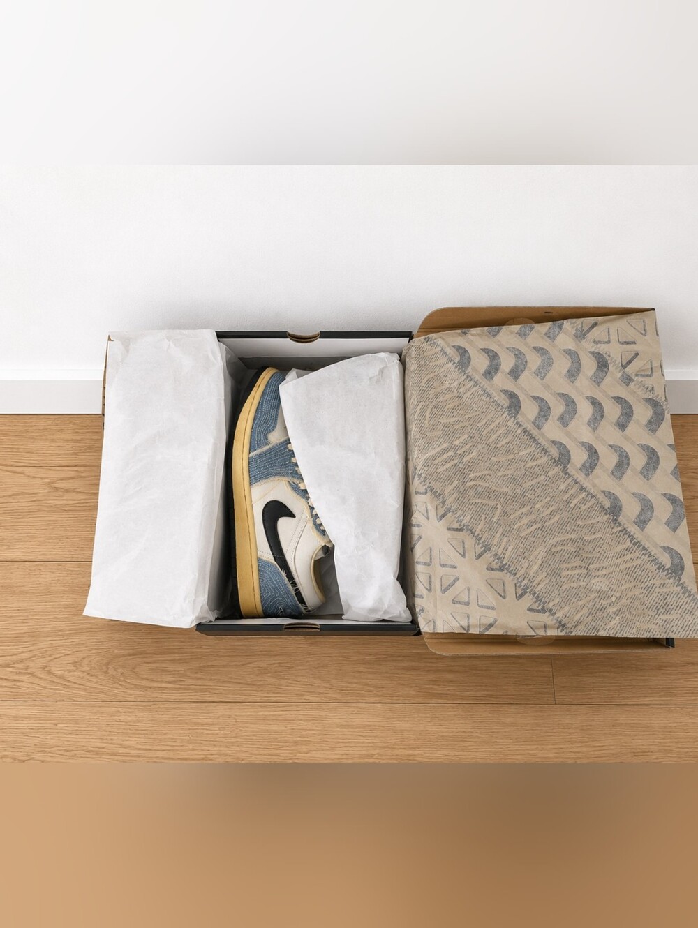 Nike Air Jordan 1 Low Word Make Japan - Sashoki Denim - Picture 7 of 7